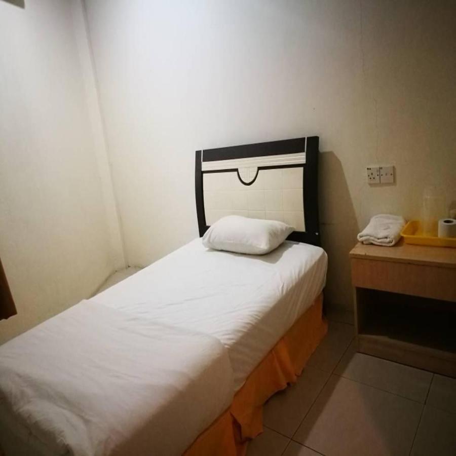 Fresh Hotel Bercham Ipoh Exterior photo
